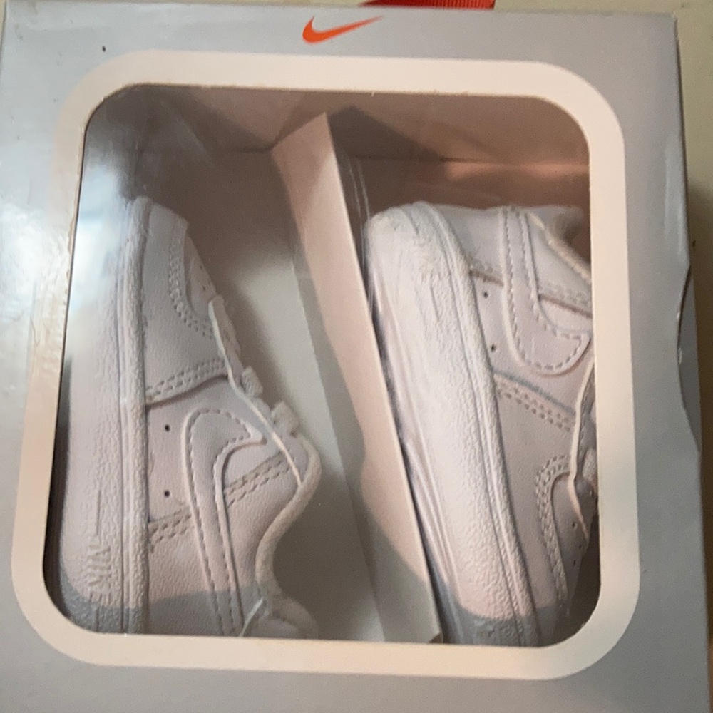 Nike force 1